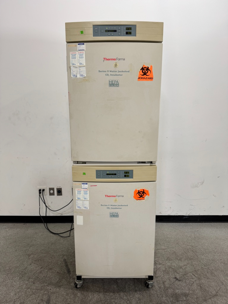 Image of Thermo Forma Series II Water Jacketed Doublestack CO2 Incubator